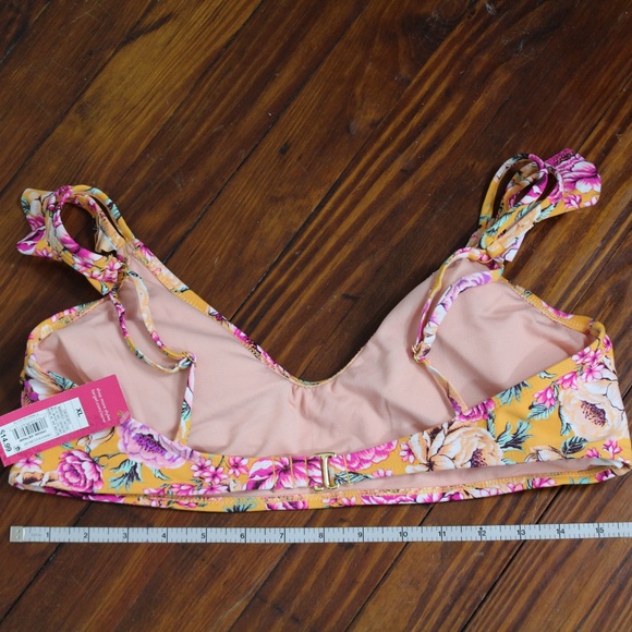 NWT Xhiliration bikini top, size XL - Picture 2 of 2